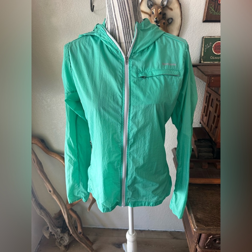 Patagonia Teal Super Light Windbreaker Jacket